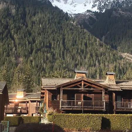 Clos Des Vorgeats - Duplex Beside Golf Course - Patio - Utmb Шале