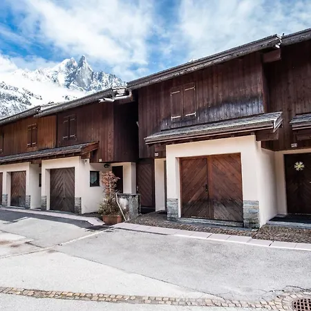 Clos Des Vorgeats - Duplex Beside Golf Course - Patio - Utmb Chamonix