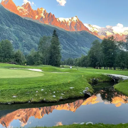 Clos Des Vorgeats - Duplex Beside Golf Course - Patio - Utmb *