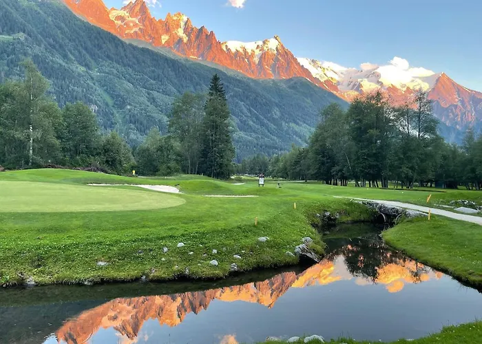 Clos Des Vorgeats - Duplex Beside Golf Course - Patio - Utmb *